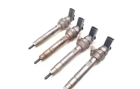 Mini One - Cooper Coupe R56 Fuel injectors set 8506902