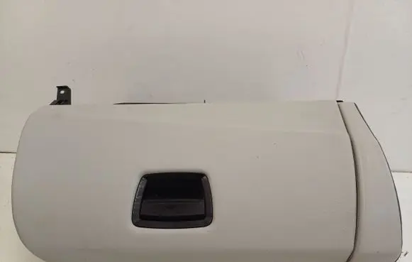 BMW M6 Glove box 9197573