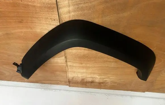 Suzuki Jimny Front arch trim 7754078R0SUZUKI