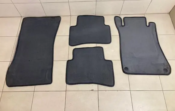 Mercedes-Benz C W203 Car floor mat set 