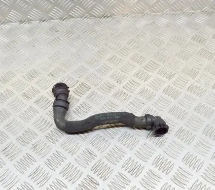 BMW 5 G30 G31 Engine coolant pipe/hose 9299619