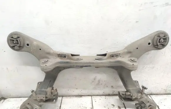 Mercedes-Benz E W211 Rear subframe 2113509612