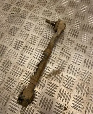 Toyota RAV 4 (XA30) Rear control arm