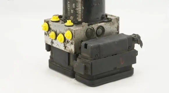Volkswagen Transporter - Caravelle T5 ABS Pump 7H0614517B 7H0907379R