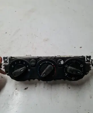 Ford Focus Climate control unit 3M5T19980BD