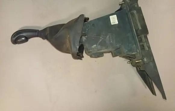 Renault Espace - Grand espace IV Gear shifter/selector 8200230599