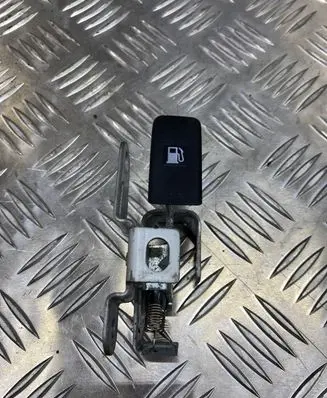 Mazda CX-7 Fuel tank opening switch 