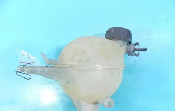 Peugeot 207 Coolant expansion tank/reservoir 9652621280 IMPRK1130999