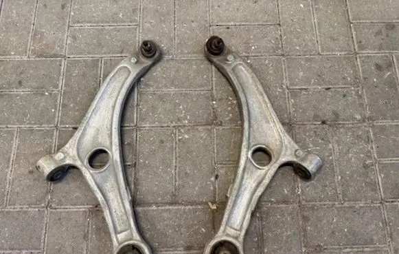 Hyundai Santa Fe Front control arm