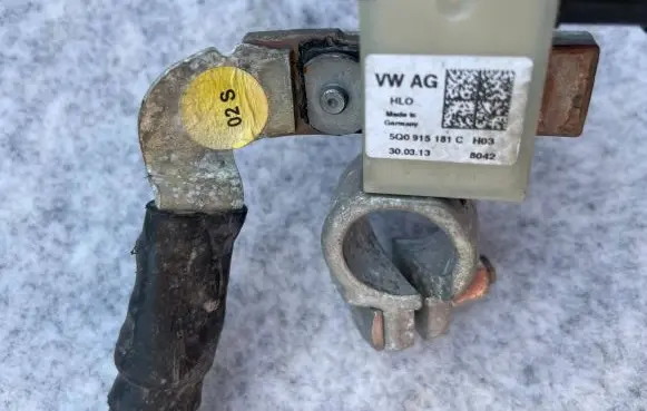 Skoda Octavia Mk3 (5E) Negative earth cable (battery) 5Q0915181C