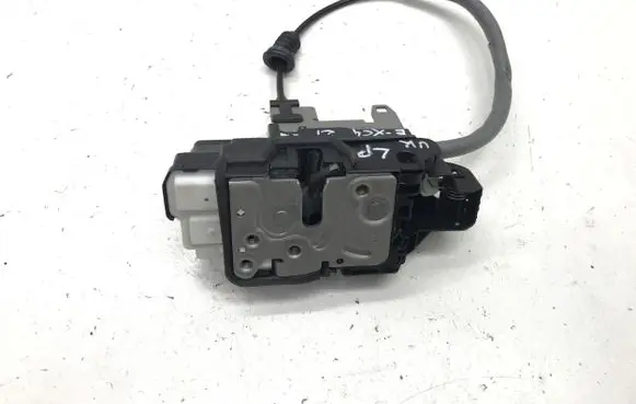 Volvo XC40 Front door lock 31349894