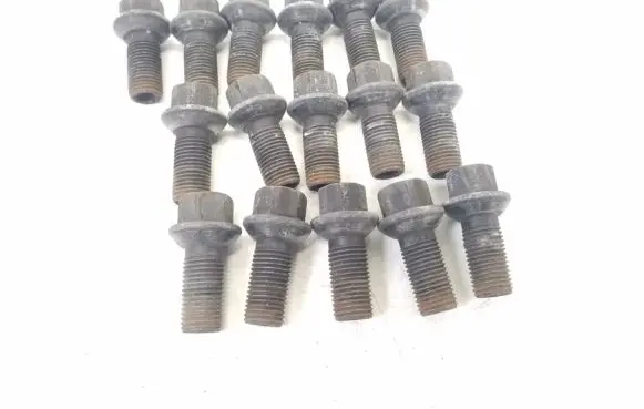 Mercedes-Benz B W246 W242 Nuts/bolts A0009908307