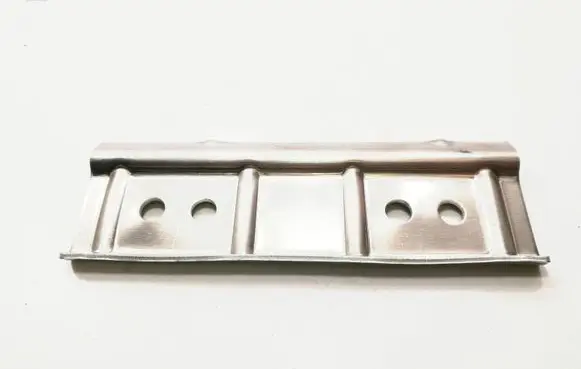 Battery bracket