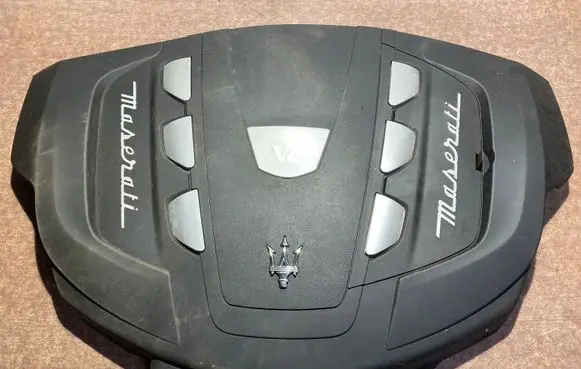 Maserati Ghibli Engine cover (trim) 670005145