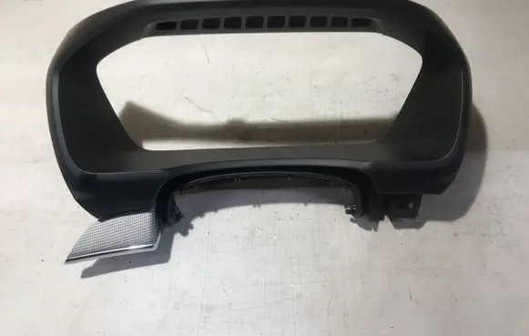 Dashboard trim