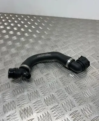 Mercedes-Benz E W213 Engine coolant pipe/hose A2135014801
