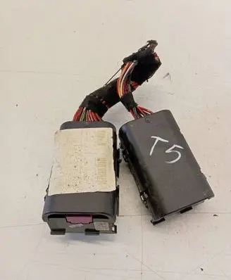 Volkswagen Transporter - Caravelle T5 Fuse module 7E0937617