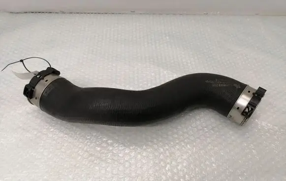 Mercedes-Benz E W212 Intercooler hose/pipe A2125280000