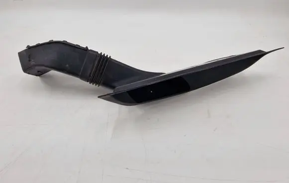 Jaguar XE Air intake duct part GX739A675BB