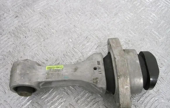 Hyundai H-1, Starex, Satellite Engine mount bracket 21950G2000