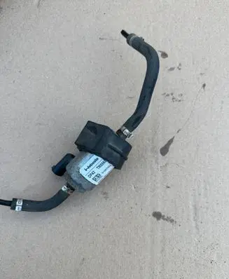 Volkswagen Multivan T6 Webasto auxiliary heater fuel pump TM8860 01987463 9019847C