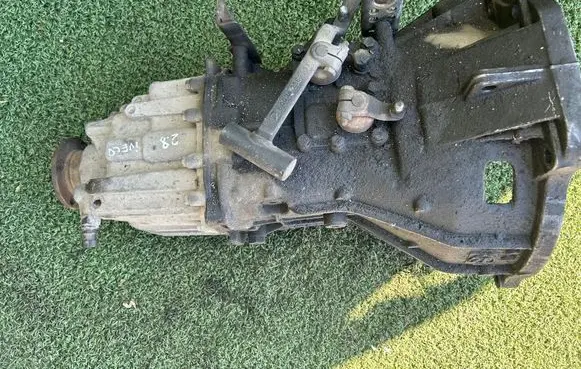 Iveco Daily 3rd gen Manual 6 speed gearbox 6S300 8869236
