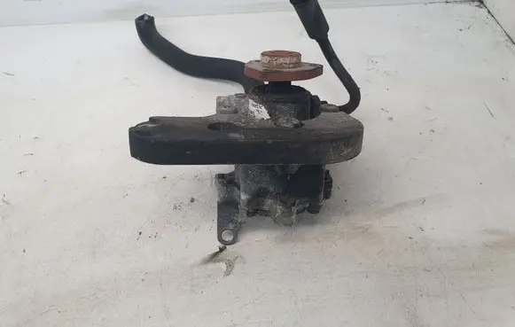 BMW 3 E90 E91 Power steering pump 678883802
