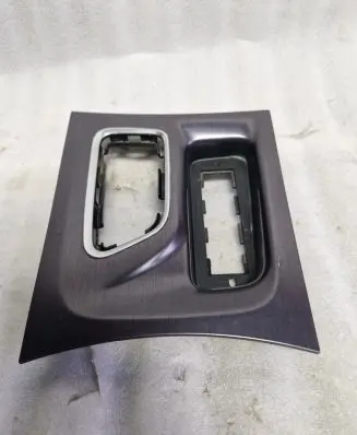 Dodge Charger Gear shifter surround trim plastic 5PE81AAAAB 5VN15DX9AB S5PE81AAAAB