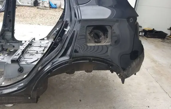 Suzuki SX4 S-Cross Rear quarter panel 