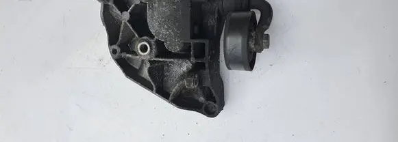 BMW 3 E46 A/C compressor mount bracket 7787319