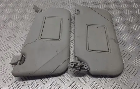 Ford Mondeo MK IV Sun visor
