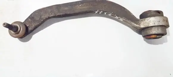 Volkswagen PASSAT B5 Front lower control arm/wishbone 4d0407695j