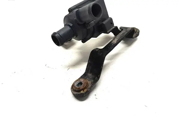 Volkswagen Crafter Electric auxiliary coolant/water pump 5Q0965561B