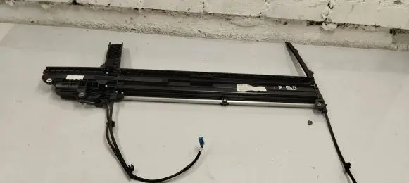 Mercedes-Benz S W222 Rear door curtain motor A2228105200