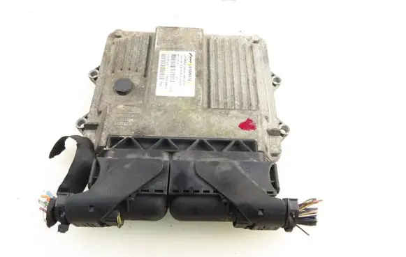 Fiat Linea Engine control unit/module MJD6F3ZQ 51806512 7160008902