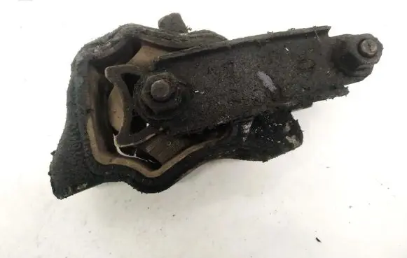 Land Rover Freelander 2 - LR2 Engine mount bracket 6G9269P082LB 6G92-69P082-LB