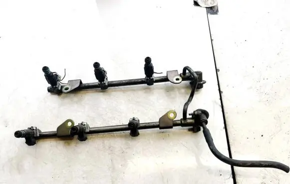Fuel main line pipe