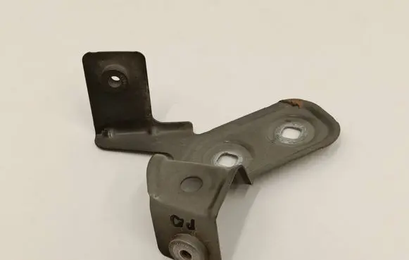 BMW 4 G22 G23 G24 G26 Fender mounting bracket 7486804