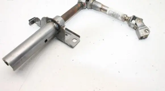 Peugeot 308 Steering column universal joint 9808060777