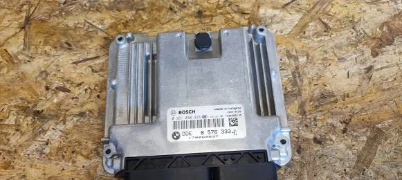 BMW X3 F25 Engine control unit/module 8576333 170060537 0281030326