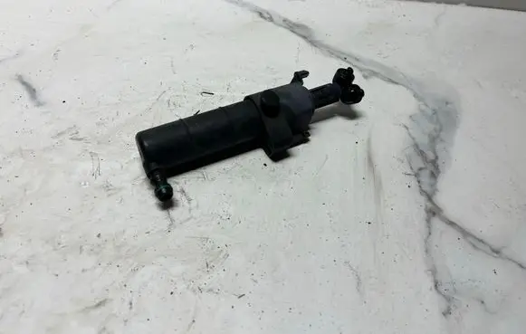Mercedes-Benz C W204 Headlight washer spray nozzle A2048600347