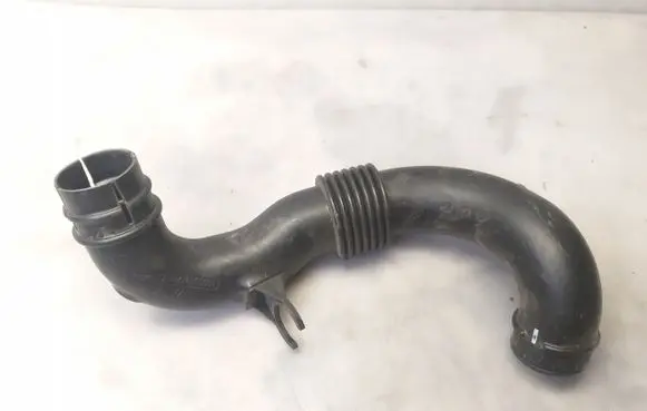 Renault Master III Air intake hose/pipe 165550972R