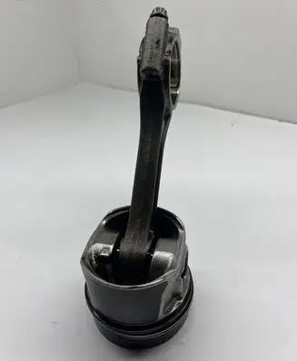 Seat Altea XL Piston with connecting rod 11AC5 63EV5 110411135231