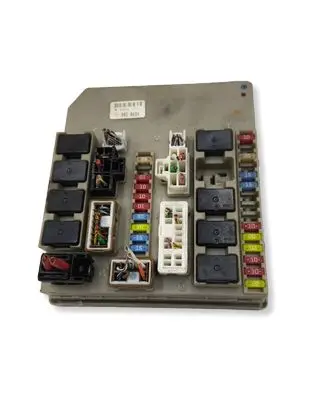 Renault Clio III Fuse module 902663A