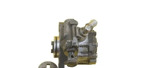 Mitsubishi Canter Power steering pump 504371397 4P10
