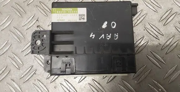 Toyota RAV 4 (XA30) Climate control unit 8865042240
