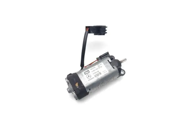 Mercedes-Benz CLK A209 C209 Steering column adjust motor A2205400288 060804A 404476