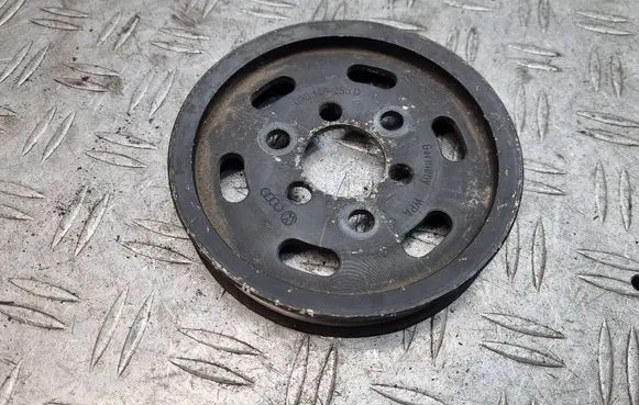Volkswagen PASSAT B5.5 Power steering pump pulley 038145255D