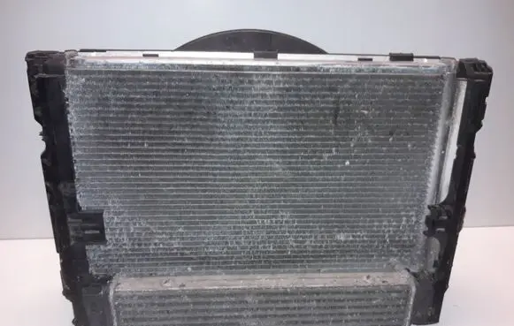 BMW 1 E81 E87 Radiator set 780153905 6968743 500063600