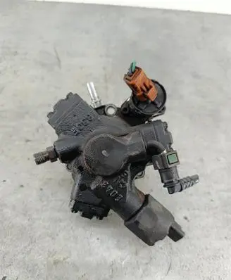 Ford Focus Fuel injection high pressure pump